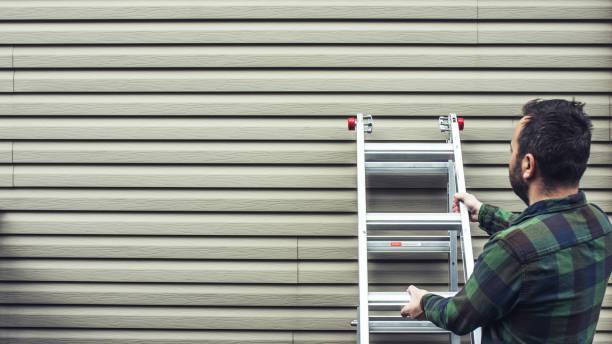 How To Choose The Right Materials for Your Siding Installation in 'Fenton, MO